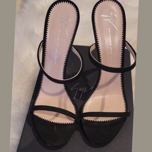 Giuseppe Zanotti Elegant Black Heels